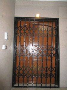 درب آکاردئونی